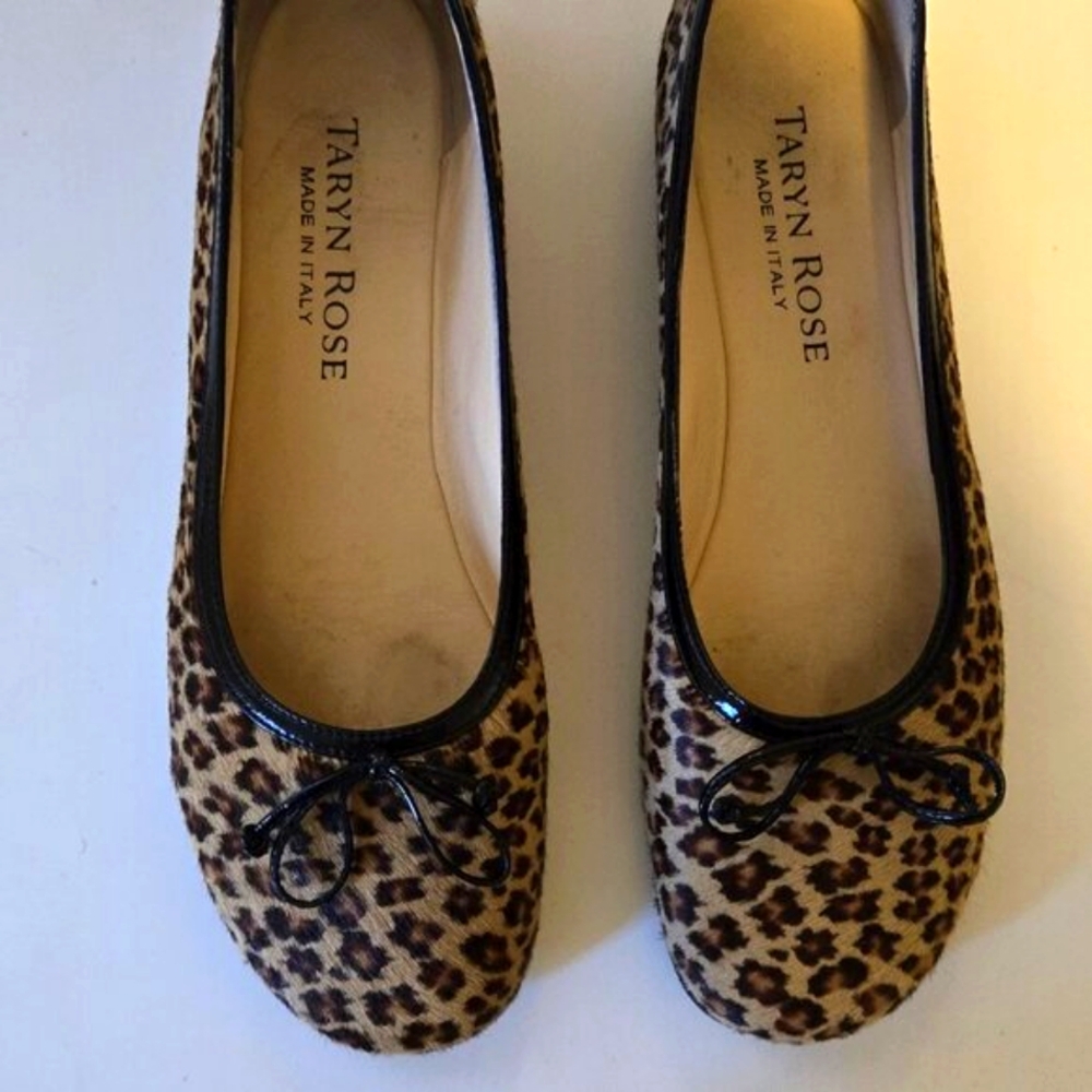 Taryn Rose Cheetah print pony ballet flats 37.5